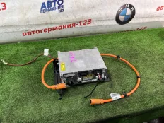 Блок управления зарядом аккумулятора Mercedes E350e 2018 A0009006609 W213 274.920