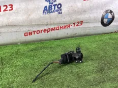 Клапан Mercedes E350e 2018 0005061300 W213 274.920