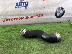 Патрубок интеркулера BMW X5 2015 7823237 F15 N57D30A, левый