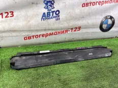 Дефлектор радиатора BMW 530e 2017 17118632115 G30 B48B20A