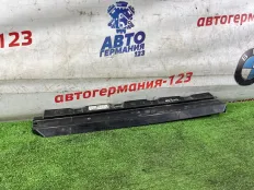 Дефлектор радиатора BMW 523d 2017 17118577636 G30 B47D20A