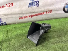 Воздуховод охлаждения тормозов BMW 330e 2021 7422277 G20 B48B20A, левый