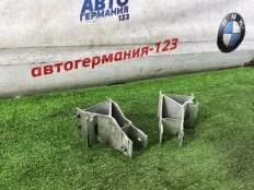 Кронштейн радиатора BMW 523d 2017 7357216 G30 B47D20A