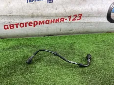 Трубка вакуумная BMW 530e 2017 8602599 G30 B48B20A