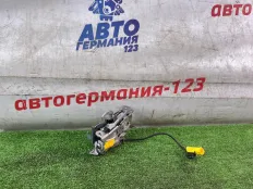 Замок капота BMW 330e 2021 7468350 G20 B48B20A, правый