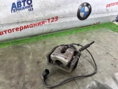 Суппорт тормозной Mercedes CLA180 2017 A0004232381 X117 270.910, задний левый