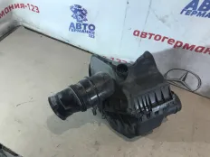 Корпус воздушного фильтра BMW 525 2004 13717577779 E60 N52B25A