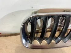 Решетка радиатора BMW X3 2006 51133402909 E83 M47N2, левая