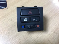 Кнопка аварийной сигнализации BMW 318 2006 61316945653 E90