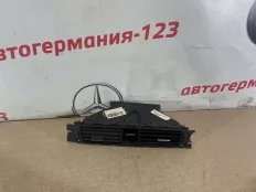 Дефлектор воздушный BMW 325 2006 64229130464 E90