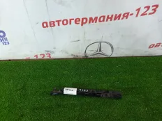 Направляющая BMW 118 2005 51777118159 E81, левая
