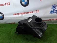 Корпус воздушного фильтра BMW 320 2006 13717543162 E90 N43B20A
