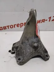 Кронштейн BMW 118 2005 22116782038 E81 N47D20A