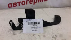 Кронштейн BMW 645 2007 51647060812 E63, правый