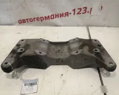 Кронштейн кпп BMW 523 2011 22326775907 F10