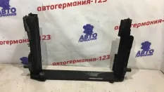 Кронштейн радиатора BMW 523 2011 17117573264 F10 N52B25