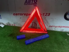 Знак аварийной остановки BMW 116 2012 71606770487 F20