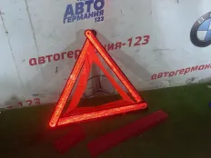 Знак аварийной остановки BMW 320 2012 71606770487 F30