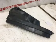 Водосток BMW 523 2011 51717211464 F10, левый