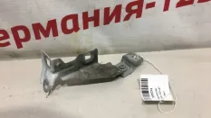 Кронштейн BMW 120 2005 41357144046 E87, правый