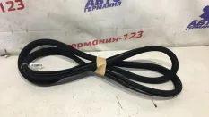 Уплотнение двери Mercedes C180 2011 A20469709519B00 W204, переднее левое