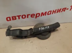 Уплотнитель капота BMW 320 2012 51767255804 F30, правый