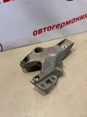 Кронштейн двигателя BMW X5 2007 22116772673 E70 N52B30AF, левый