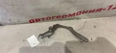 Кронштейн Mercedes C180 2011 A2711410148 W204