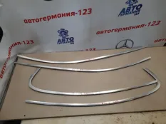 Комплект молдингов BMW 520 2011 51357182299 F10