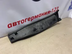 Щиток моторного отсека BMW X1 2011 64316925974 E84 N20B20A, левый