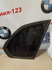 Стекло собачника BMW X5 2007 51377207874 E70 N52B30AF, заднее правое