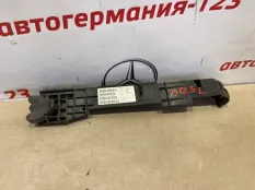 Крепление радиатора BMW X3 2010 17117593838 F25 N52B30A, левое