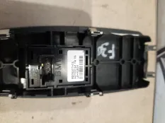 Кнопка стеклоподъемника BMW 320 2012 61319208107 F30, передняя левая