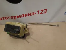 Селектор АКПП Mercedes C180 2012 A2042677524 C204 271.820