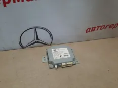 Блок управления камерой заднего вида Mercedes C180 2012 A2128201085 C204 271.820