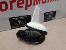 Антенна Mercedes C180 2012 A2118205575 C204 271.820