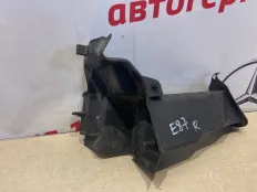 Водосток BMW 120 2007 64316925978 E87 N46B20B, правый