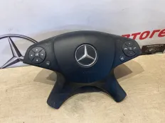 Подушка безопасности в руль Mercedes C200 2008 A2048600202 W204 271.950