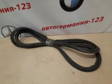 Уплотнение багажника Mercedes C180 2012 A2047500298 C204 271.820