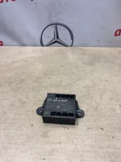 Блок управления дверьми Mercedes C200 2008 A2048702326 W204 271.950, задний левый