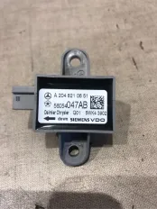 Датчик airbag Mercedes C180 2011 A2048210651 W204 271.820