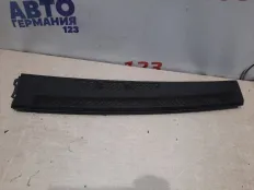 Накладка на торпедо Mercedes E250 2010 A2076802407 C207 271.860, передняя левая