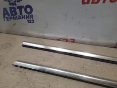 Молдинг стекла Mercedes E250 2010 A2077250300 C207 271.860, передний