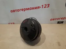 Вакуумник тормозной Mercedes C200 2008 A2044301230 W204 271.950