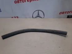 Уплотнение капота Mercedes E250 2010 A2046280198 C207 271.860