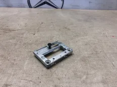 Кронштейн Mercedes C200 2008 A2038100111 W204 271.950