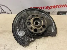 Ступица Mercedes C180 2012 A2309810127 C204 271.820, задняя левая