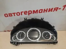 Панель приборов Mercedes E250 2010 A2129004909 C207 271.860