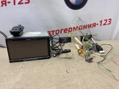 Магнитофон Mercedes E350 2005 CNHW860D W211 272.964