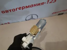Стеклоподъемник BMW X1 2012 51332990385 E84 N46B20BD, передний левый